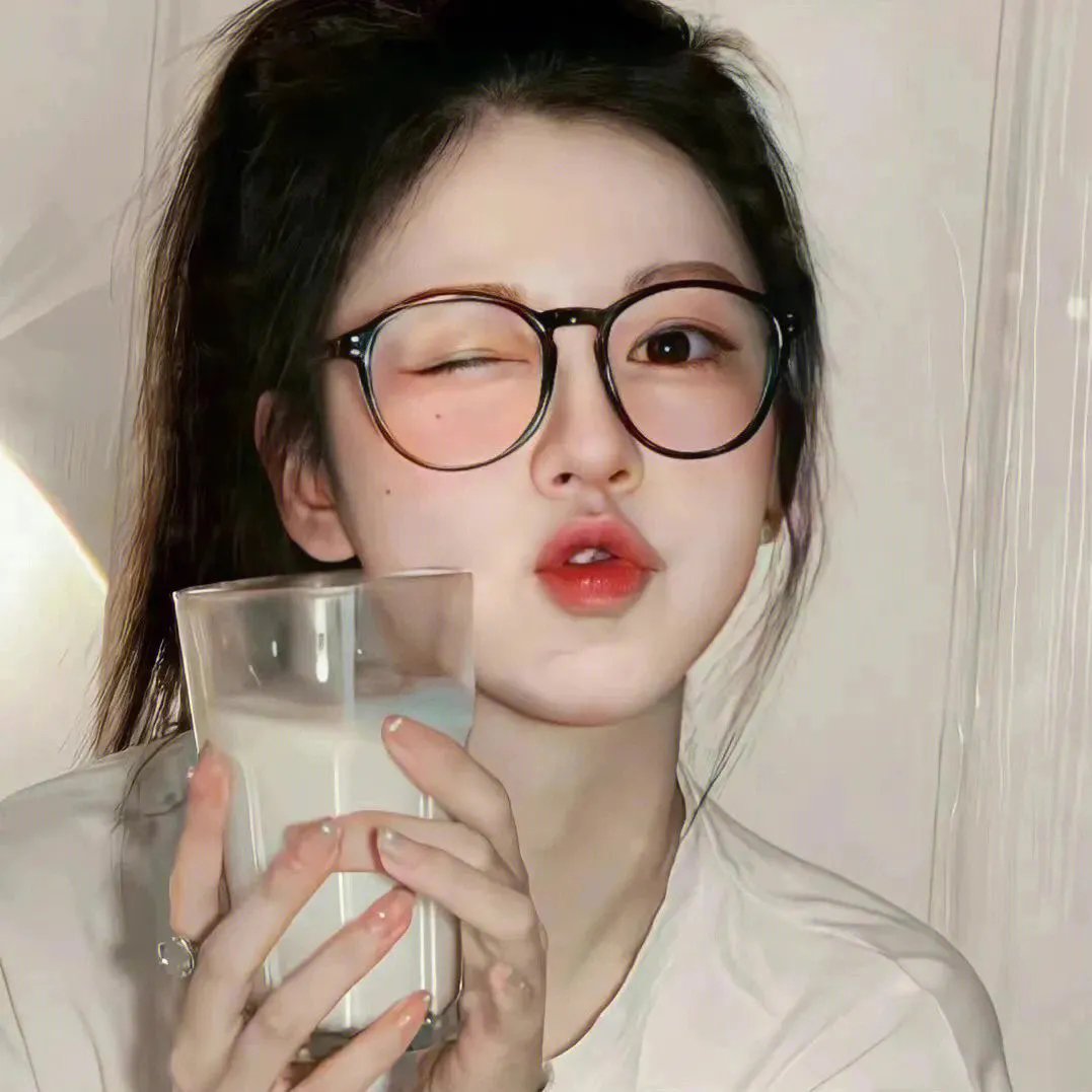 他们都想复活假千金