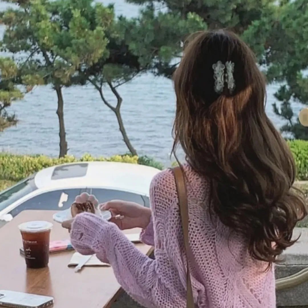 重生后，牵手死对头暴扣渣男